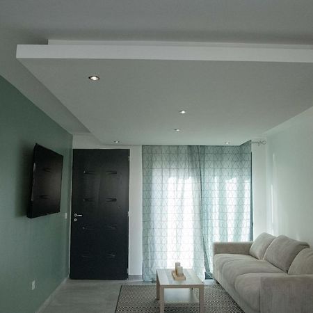 Studio Meuble Avec Terrasse Port-de-Bouc Kültér fotó
