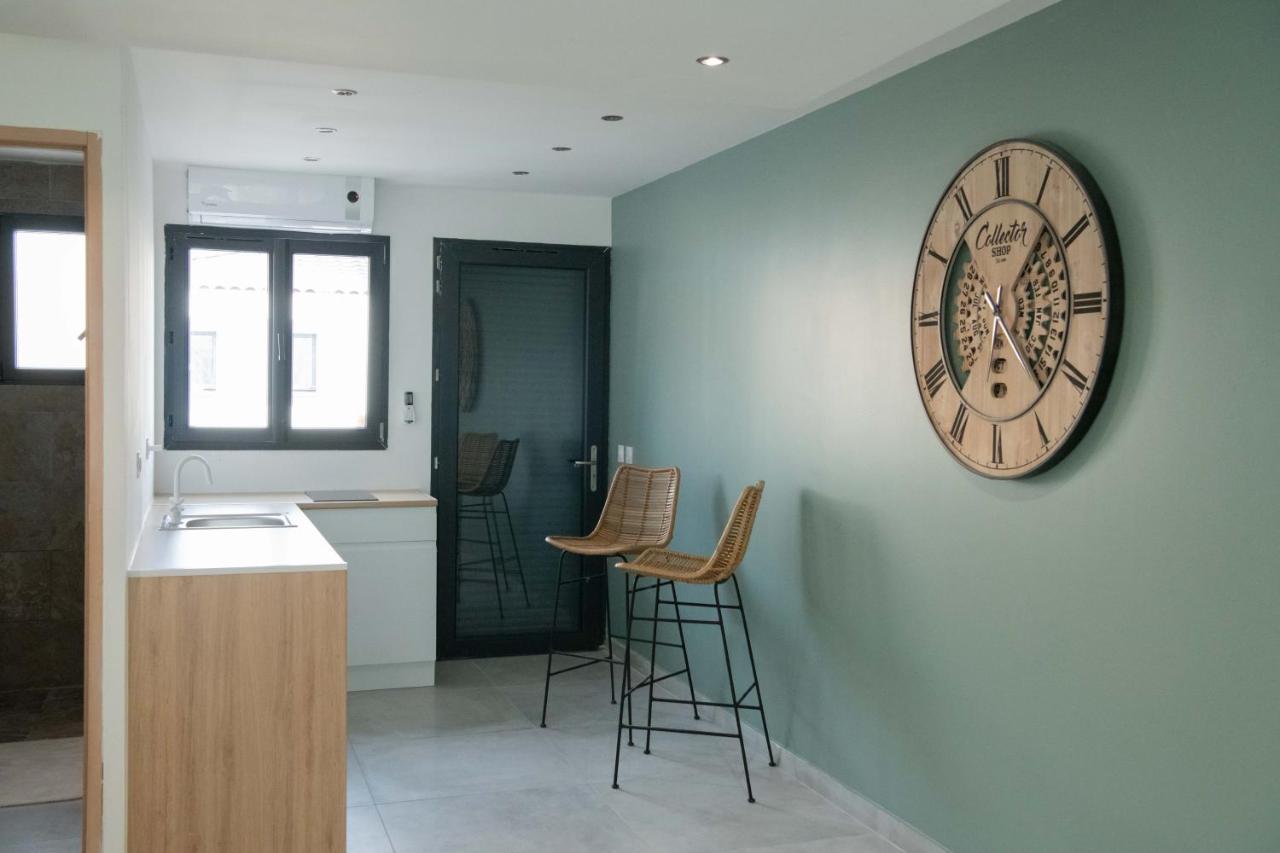 Studio Meuble Avec Terrasse Port-de-Bouc Kültér fotó