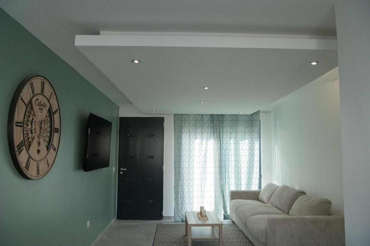 Studio Meuble Avec Terrasse Port-de-Bouc Kültér fotó